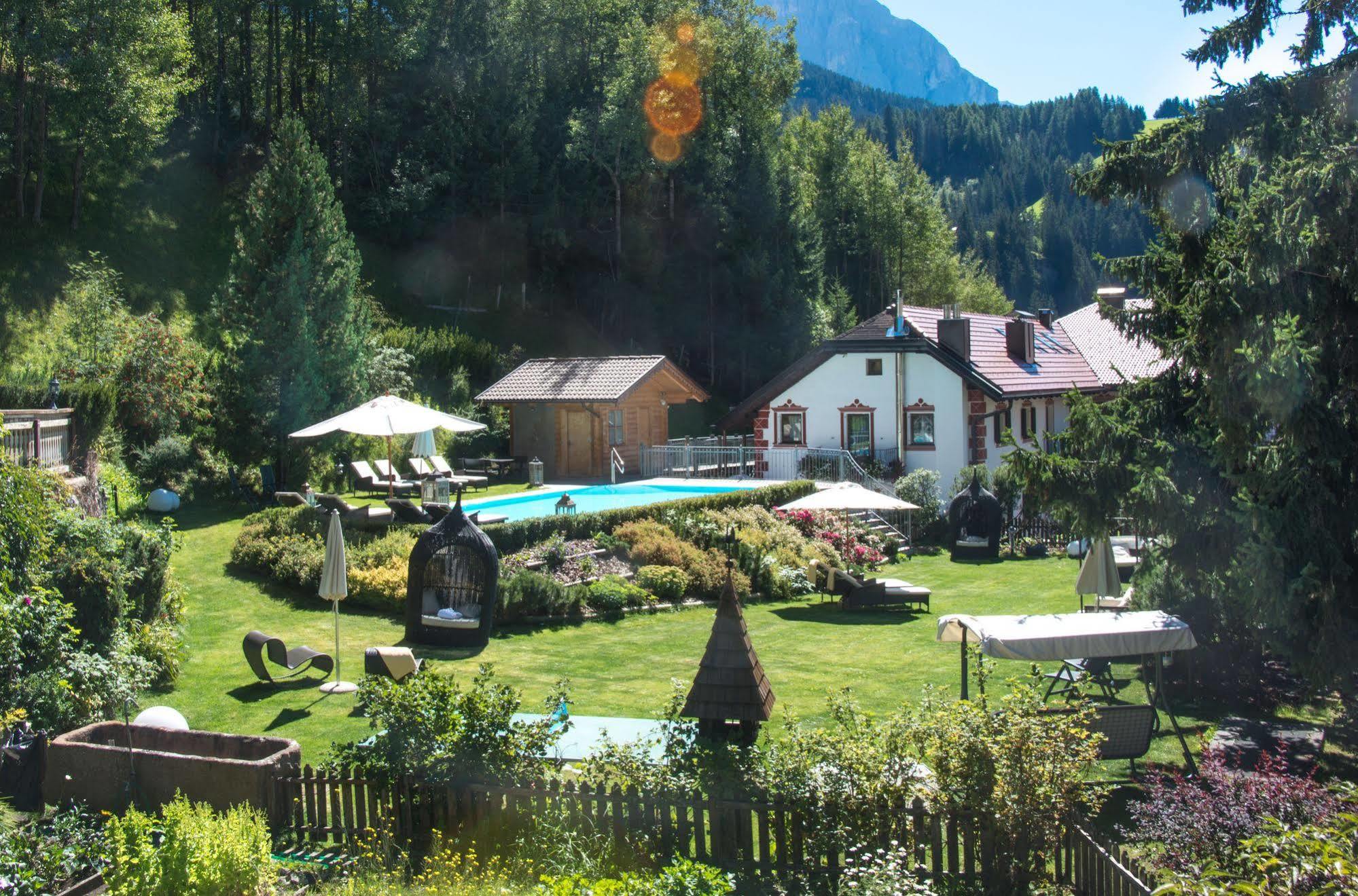 Boutique&fashion Maciaconi - Gardenahotels Hotel